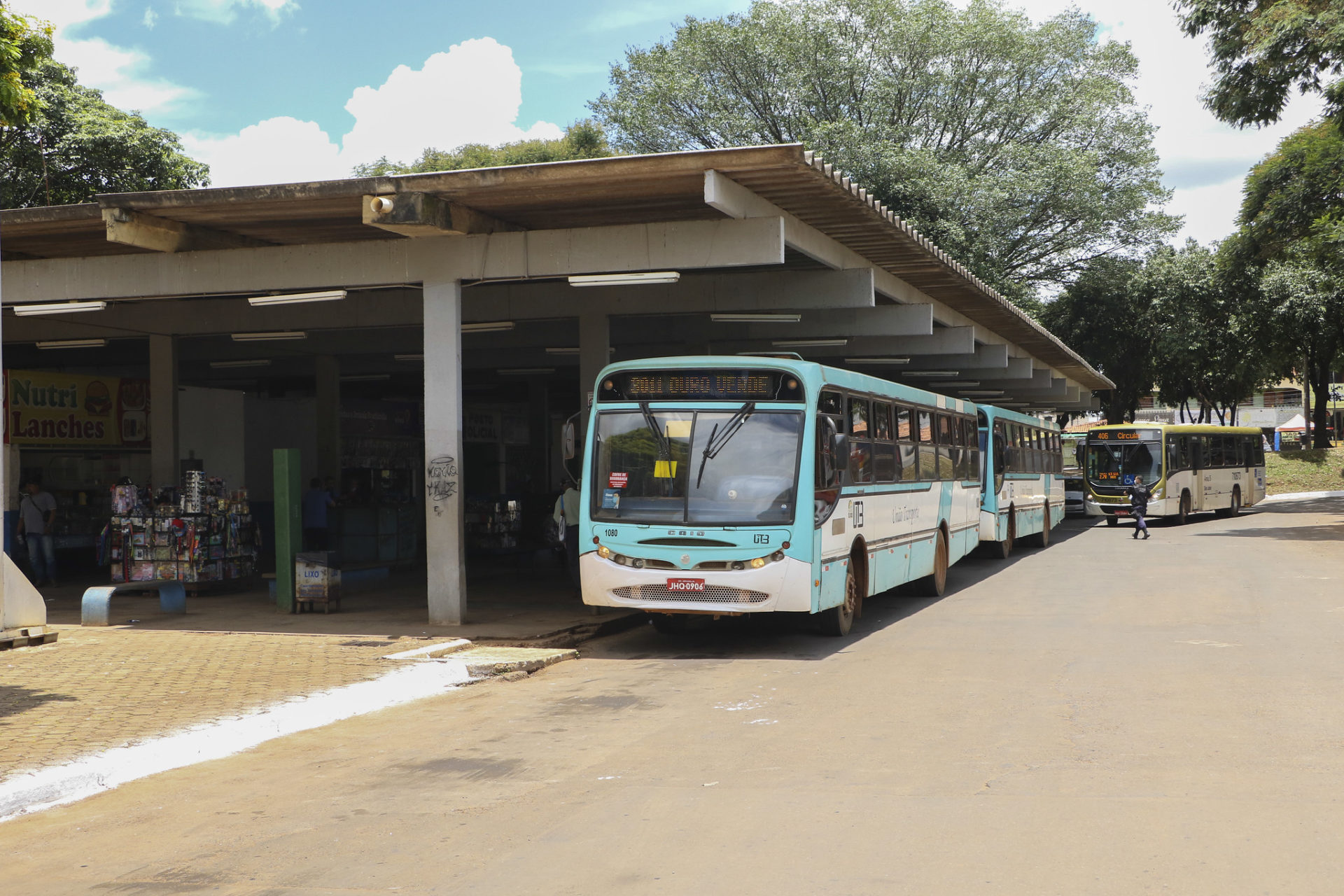 Como chegar até Hospital Veterinário em Taguatinga de Ônibus ou Metrô?